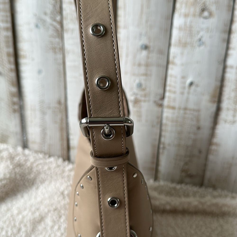 Coach Cargo Leather Shoulder Bag Purse Pebble New NWT - Picture 4 of 9